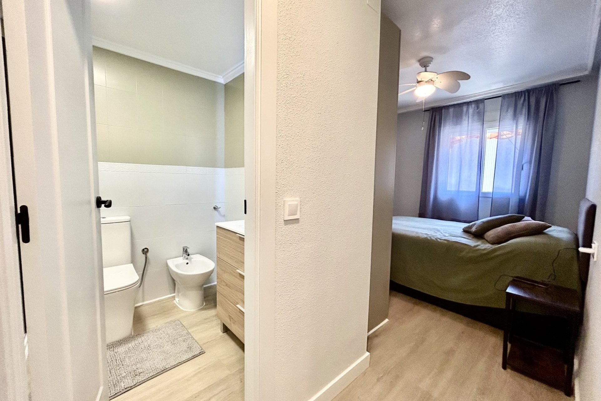 Resale - Apartament / Duplex - Torrevieja