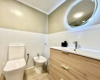 Resale - Apartament / Duplex - Torrevieja