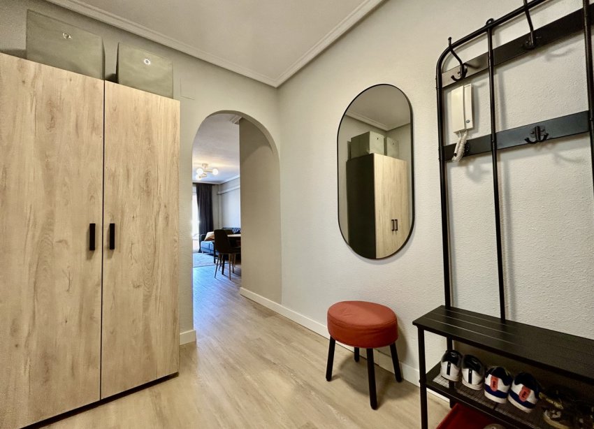 Resale - Apartament / Duplex - Torrevieja