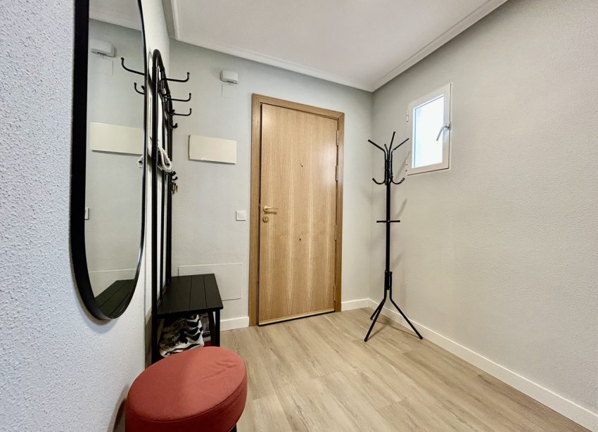 Resale - Apartament / Duplex - Torrevieja