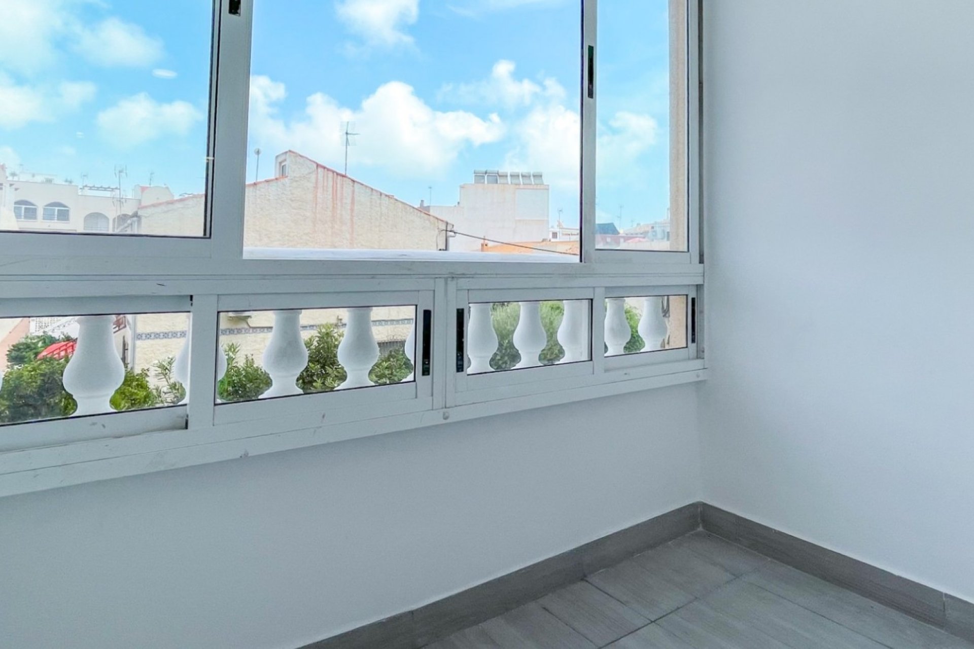 Resale - Apartament / Duplex - Torrevieja