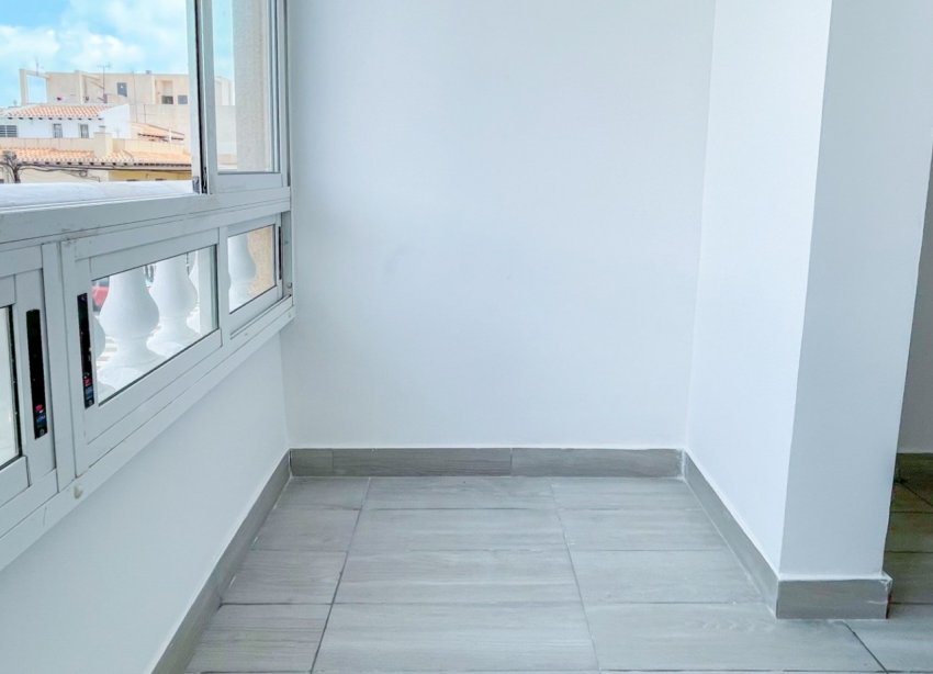 Resale - Apartament / Duplex - Torrevieja