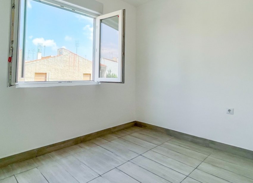 Resale - Apartament / Duplex - Torrevieja