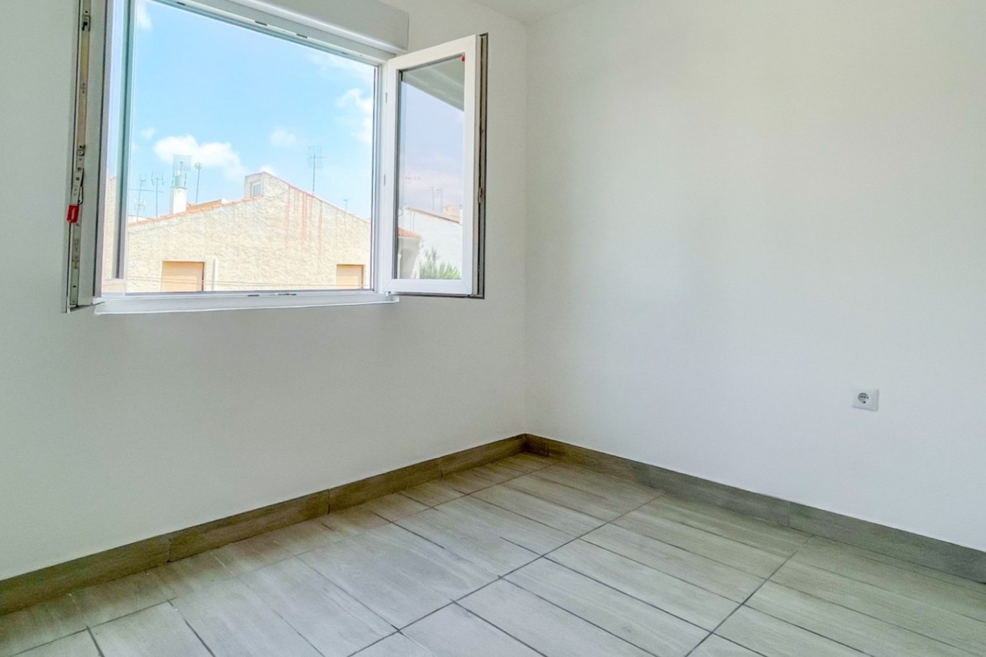 Resale - Apartament / Duplex - Torrevieja