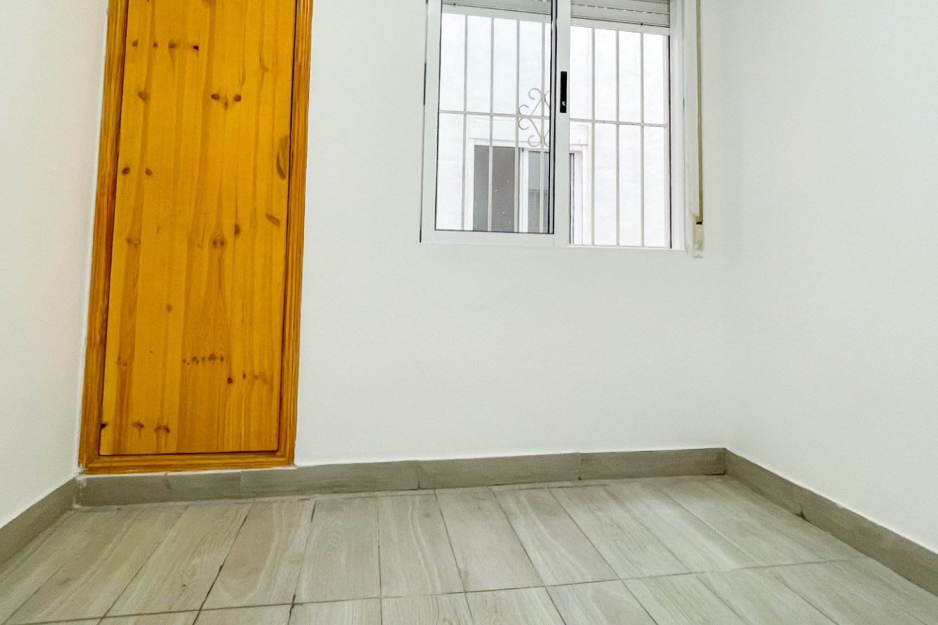 Resale - Apartament / Duplex - Torrevieja