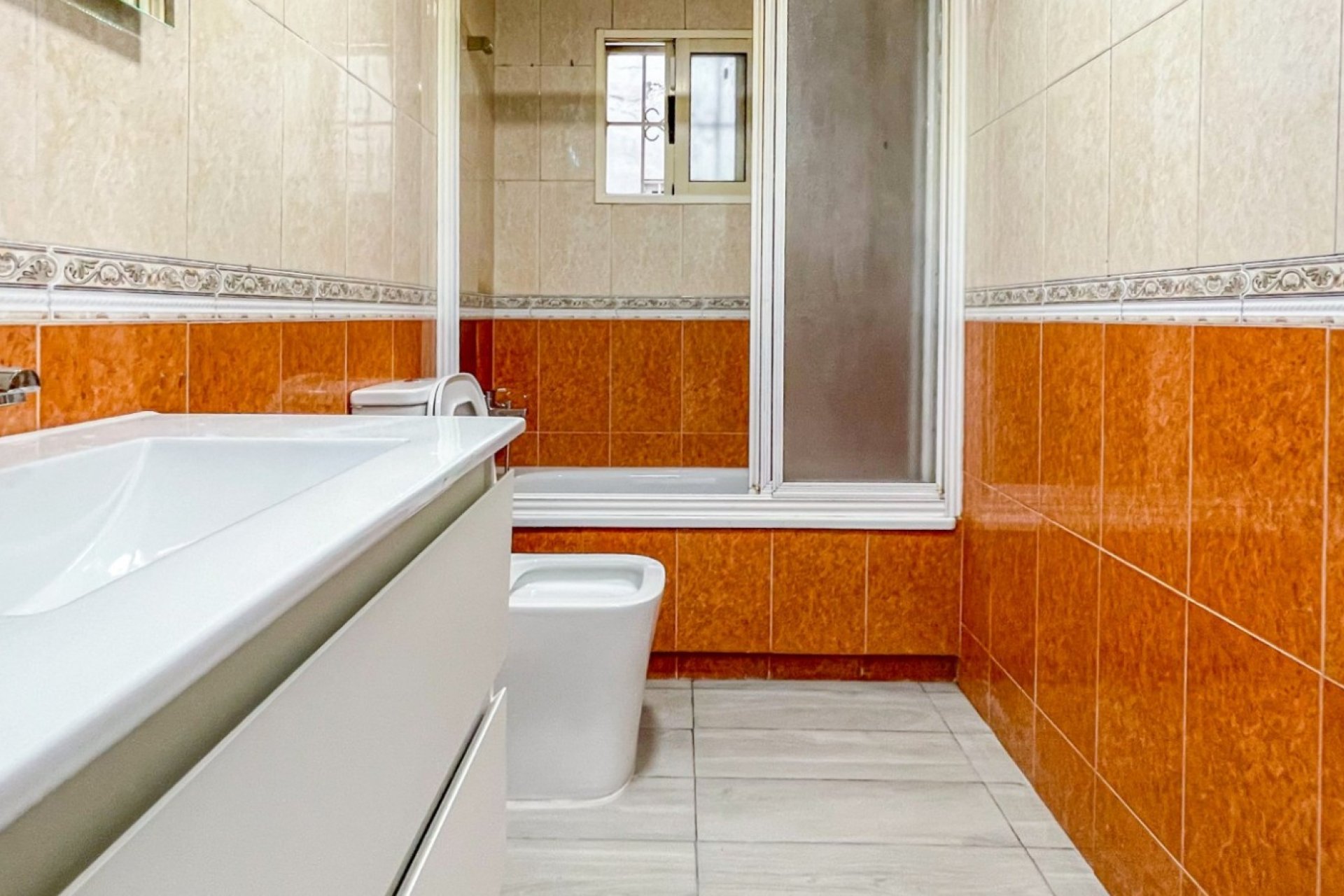 Resale - Apartament / Duplex - Torrevieja