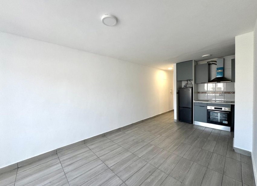 Resale - Apartament / Duplex - Torrevieja