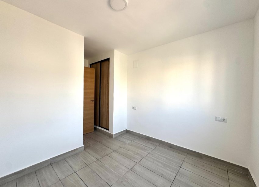 Resale - Apartament / Duplex - Torrevieja