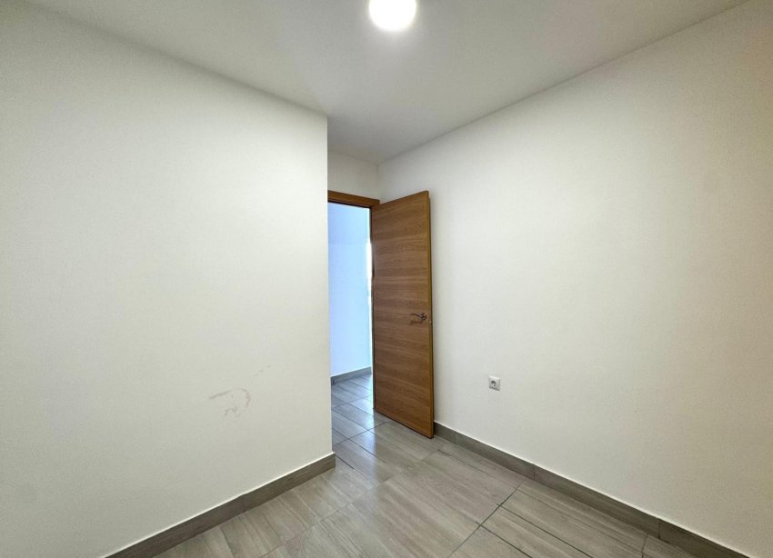 Resale - Apartament / Duplex - Torrevieja