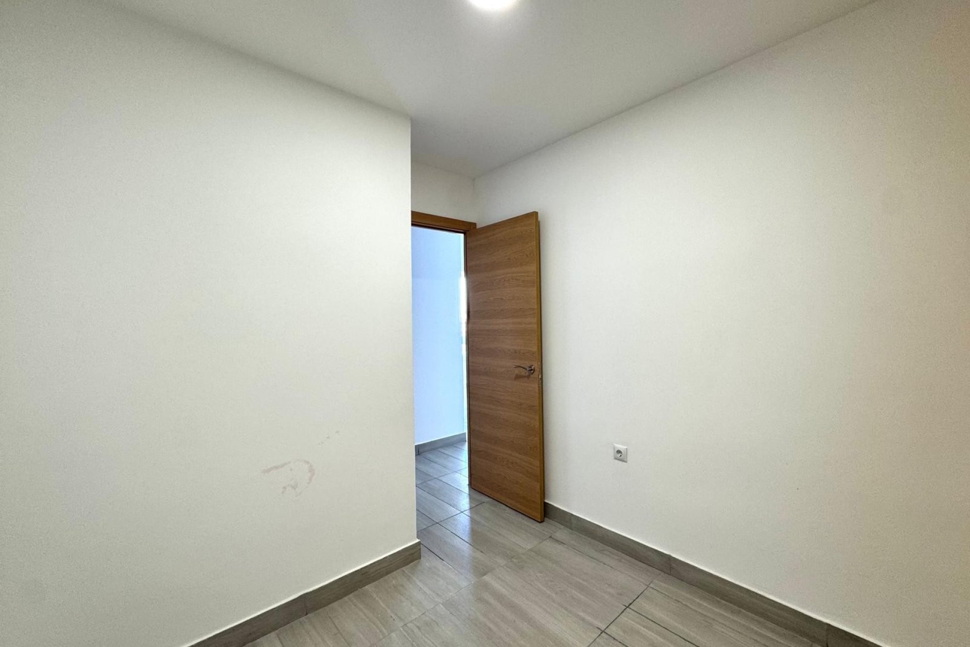 Resale - Apartament / Duplex - Torrevieja