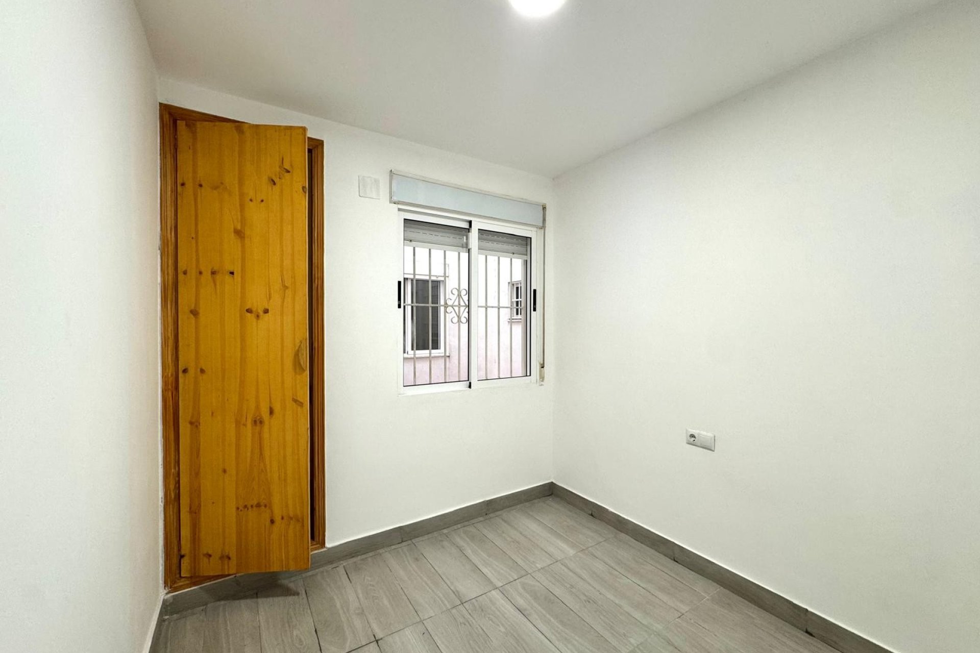 Resale - Apartament / Duplex - Torrevieja