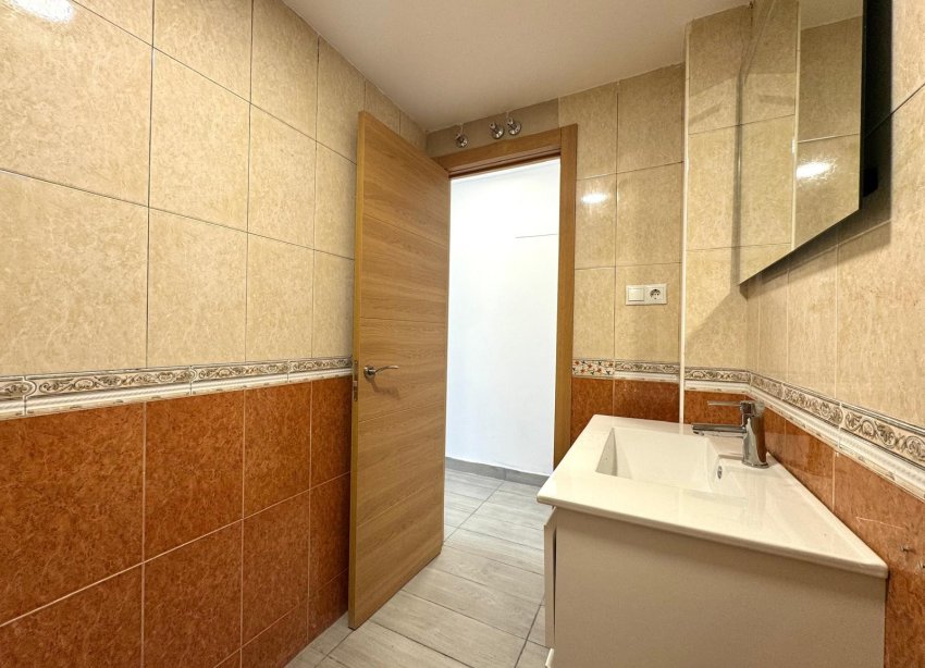 Resale - Apartament / Duplex - Torrevieja
