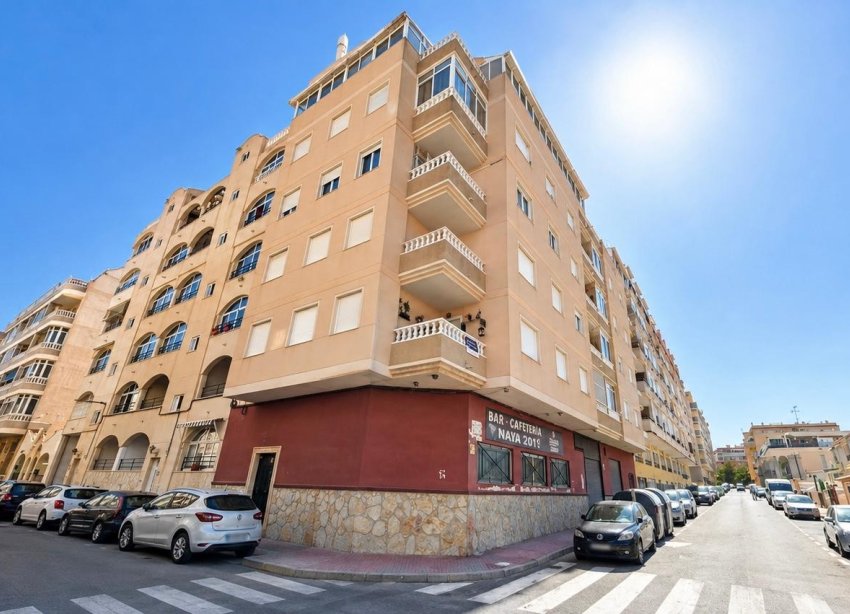 Resale - Apartament / Duplex - Torrevieja