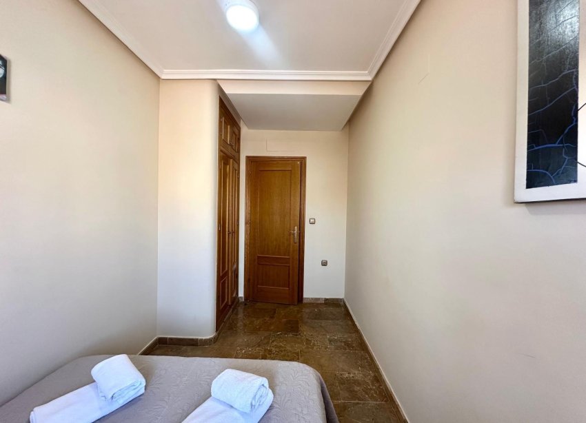 Resale - Apartament / Duplex - Torrevieja