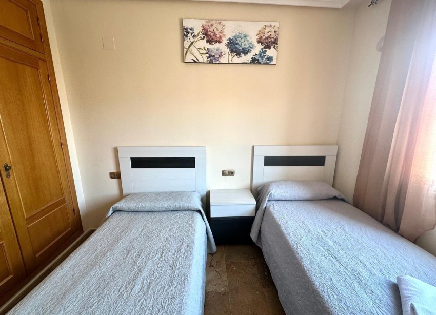 Resale - Apartament / Duplex - Torrevieja