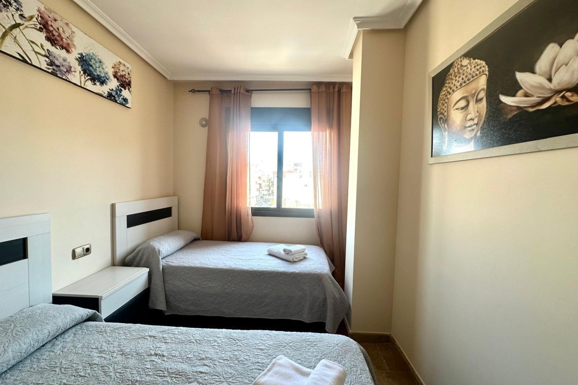 Resale - Apartament / Duplex - Torrevieja