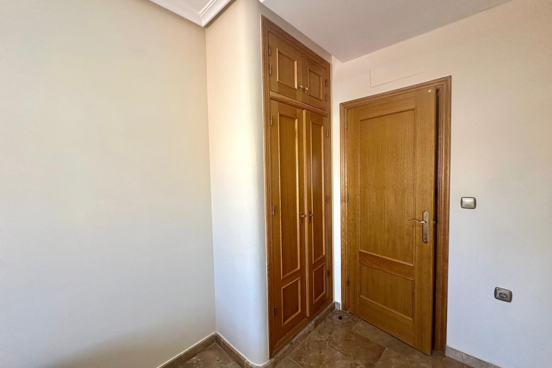 Resale - Apartament / Duplex - Torrevieja