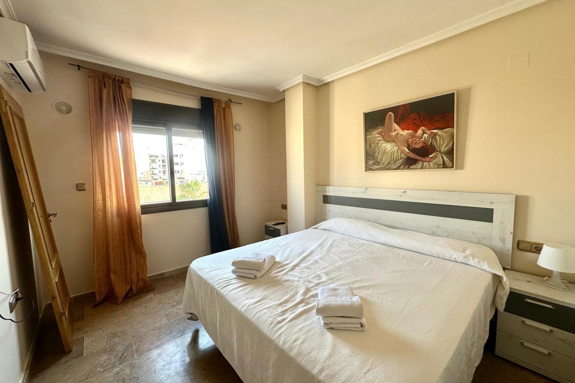 Resale - Apartament / Duplex - Torrevieja