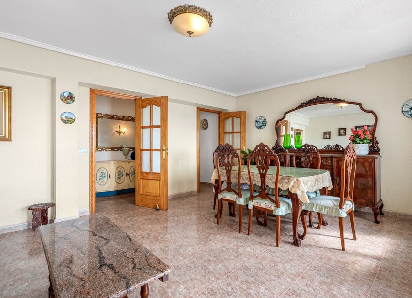 Resale - Apartament / Duplex - Torrevieja