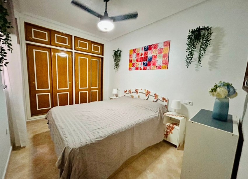 Resale - Apartament / Duplex - Torrevieja