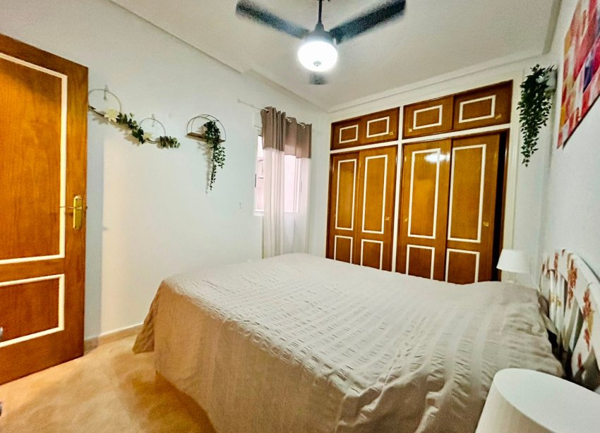 Resale - Apartament / Duplex - Torrevieja