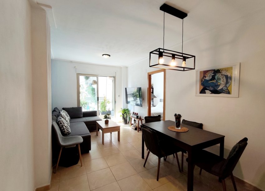 Resale - Apartament / Duplex - Torrevieja