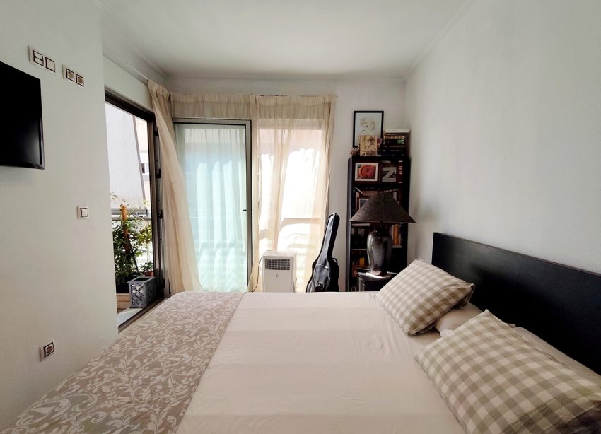 Resale - Apartament / Duplex - Torrevieja