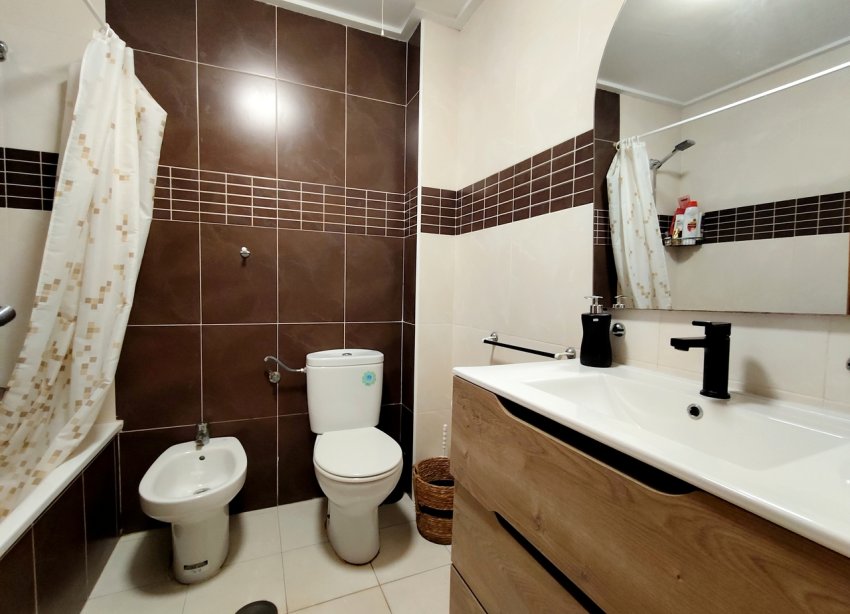 Resale - Apartament / Duplex - Torrevieja