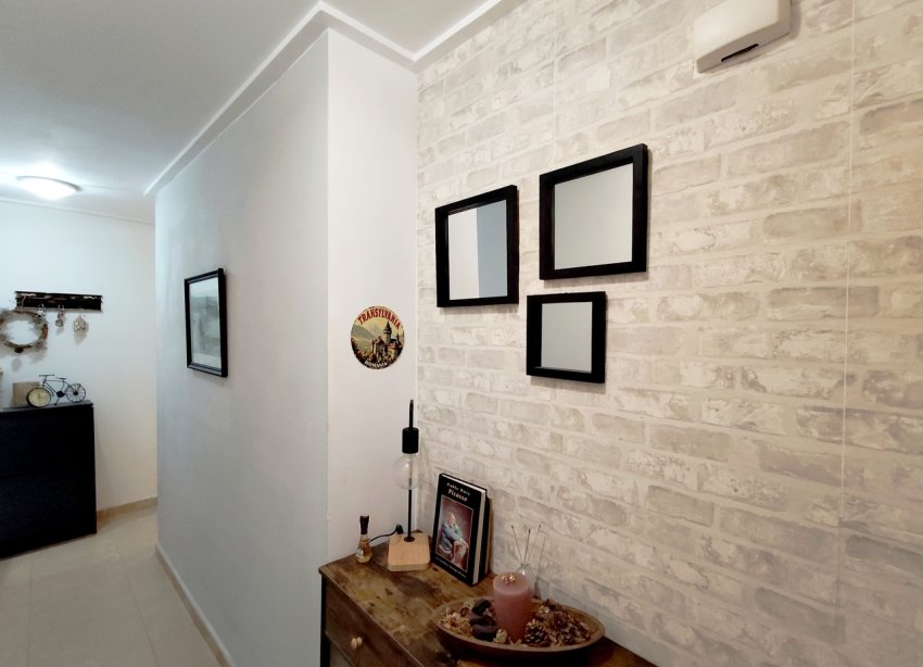 Resale - Apartament / Duplex - Torrevieja