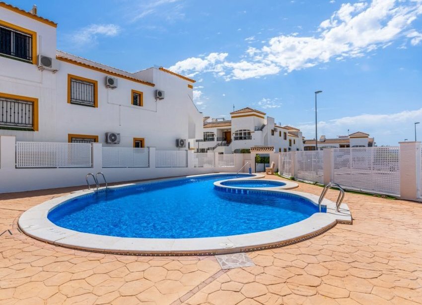 Resale - Apartament / Duplex - Vistabella Golf Entre Naranjos - Costa Blanca