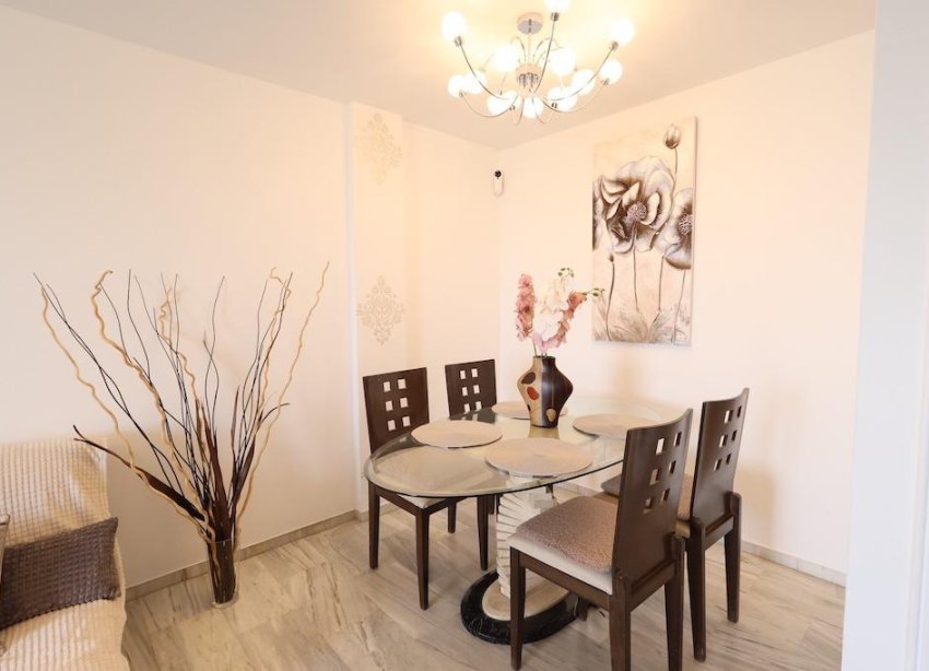 Resale - Apartment - Alicante - Barrio Obrero