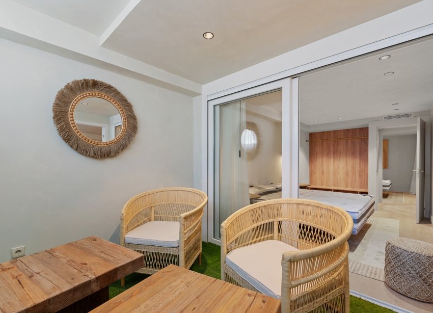 Resale - Apartment - Alicante