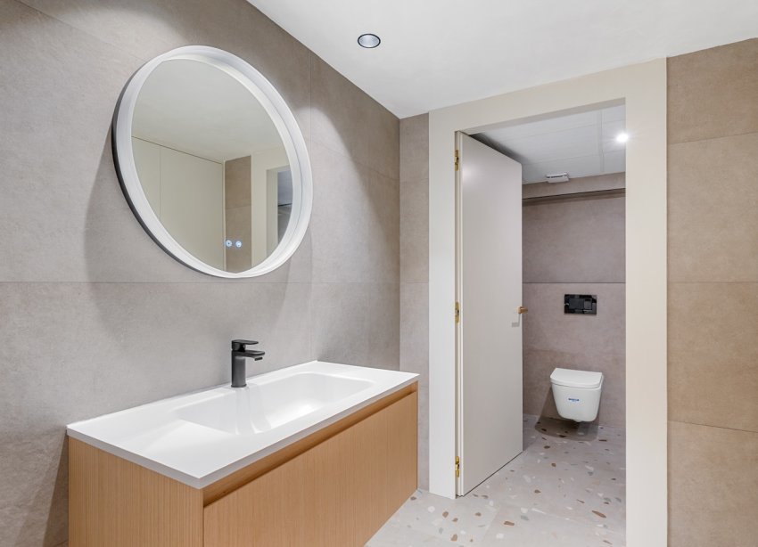 Resale - Apartment - Alicante