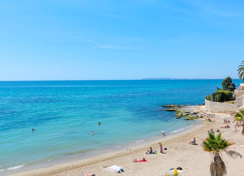 Resale - Apartment - Alicante