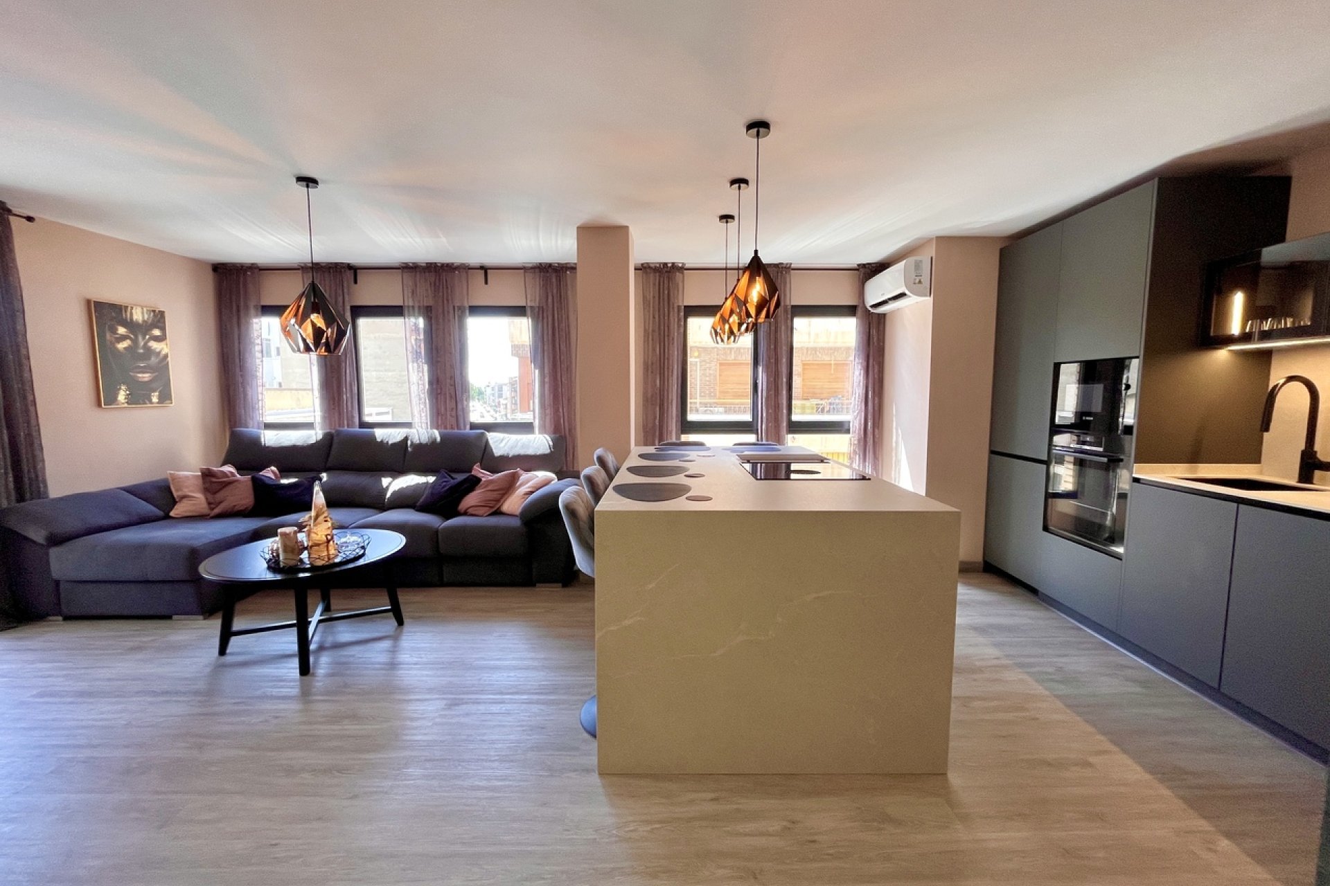 Resale - Apartment - Almoradí