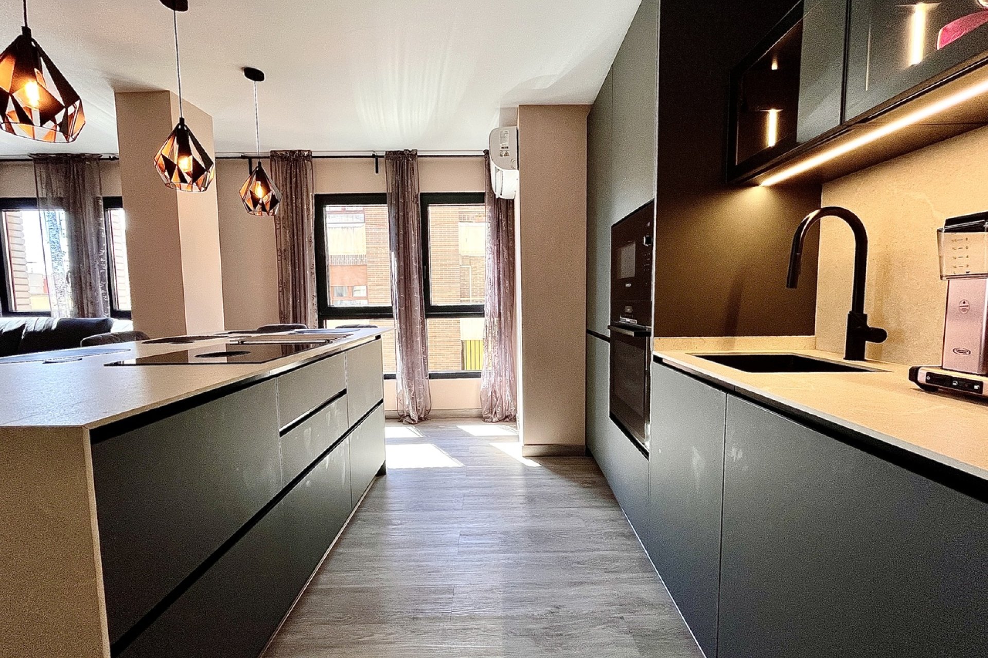 Resale - Apartment - Almoradí