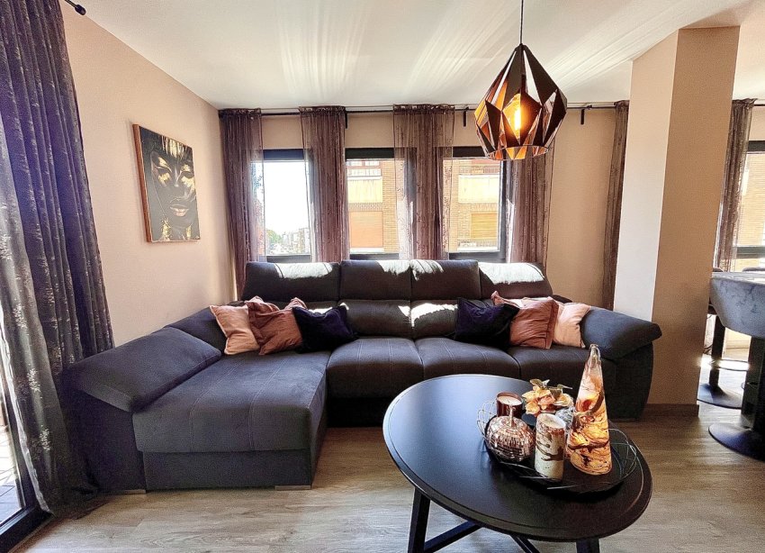 Resale - Apartment - Almoradí