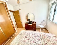 Resale - Apartment - Almoradí