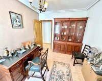 Resale - Apartment - Almoradí