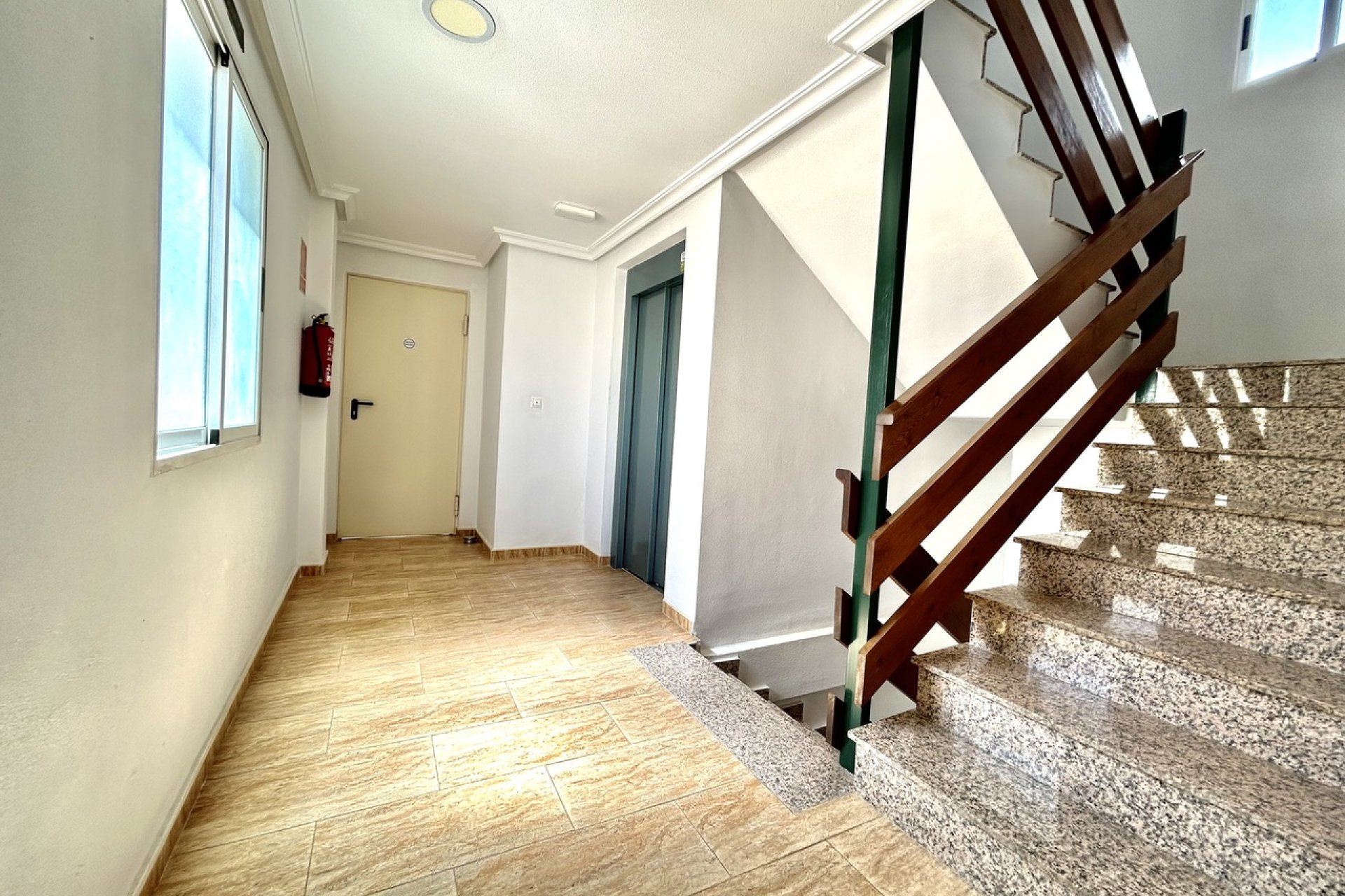 Resale - Apartment - Almoradí