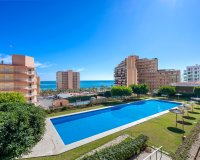 Resale - Apartment - Arenales del Sol - Segunda linea playa