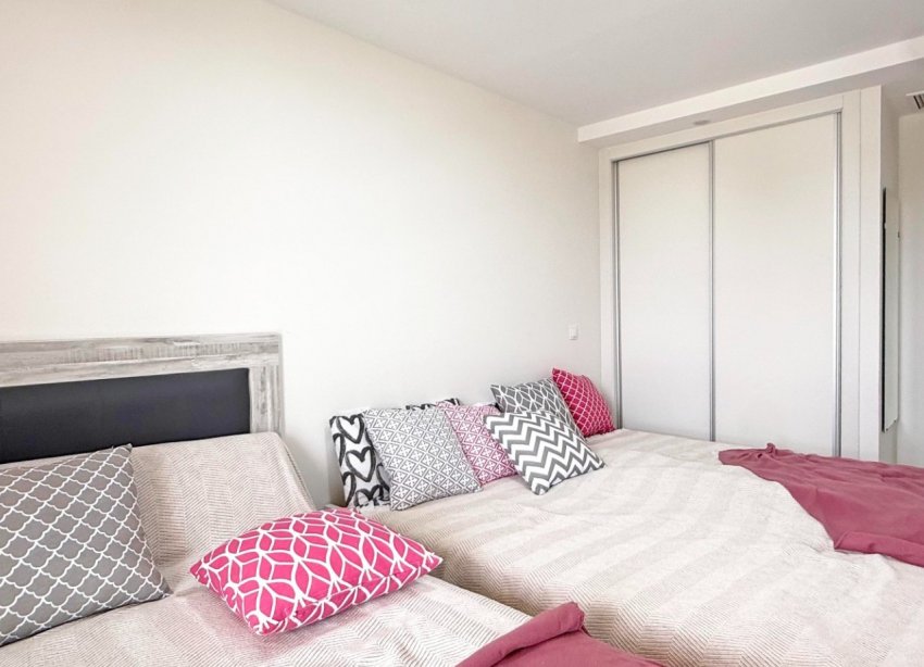 Resale - Apartment - Cartagena - Playa Honda