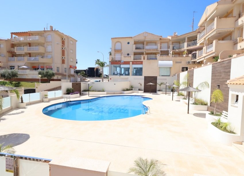 Resale - Apartment - Costa Blanca - Orihuela Costa
