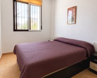 Resale - Apartment - Daya Nueva