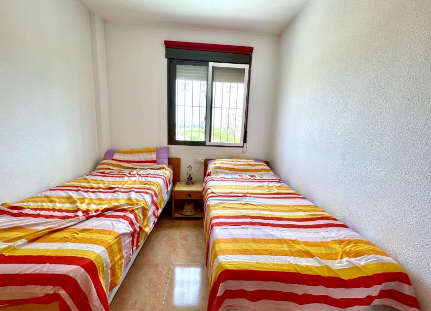 Resale - Apartment - Daya Nueva