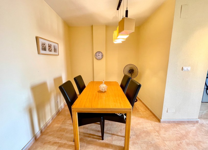 Resale - Apartment - Daya Nueva