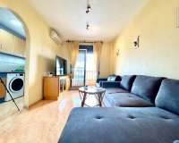 Resale - Apartment - Daya Nueva