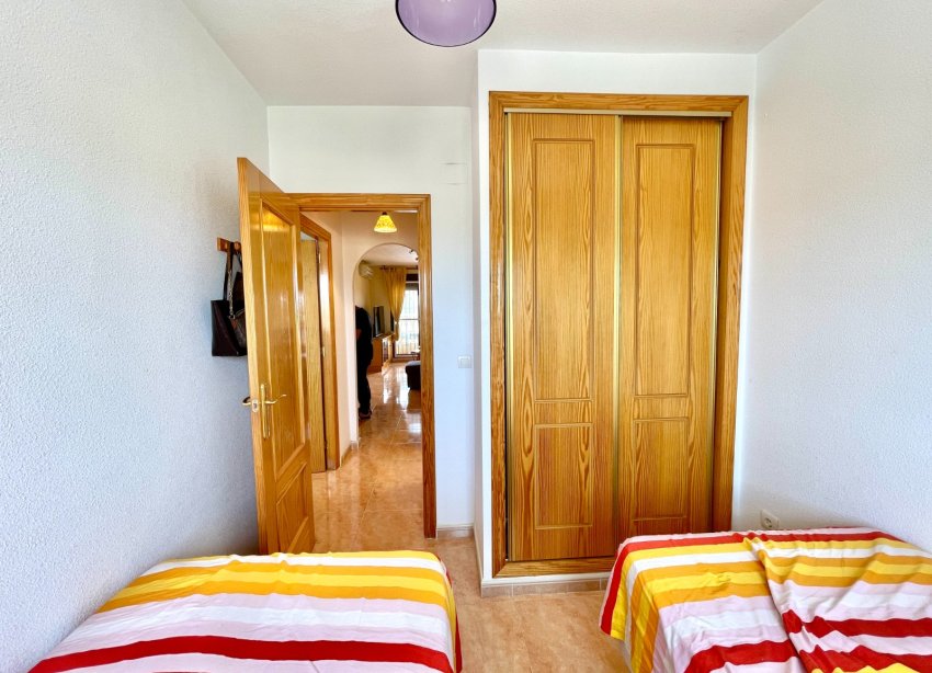 Resale - Apartment - Daya Nueva