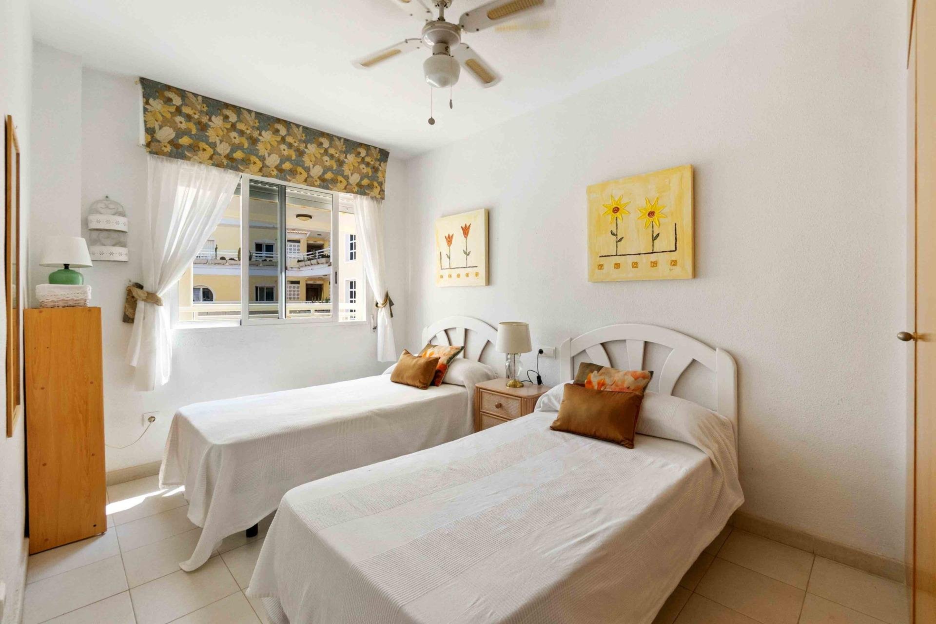 Resale - Apartment - Dehesa de campoamor - Campoamor