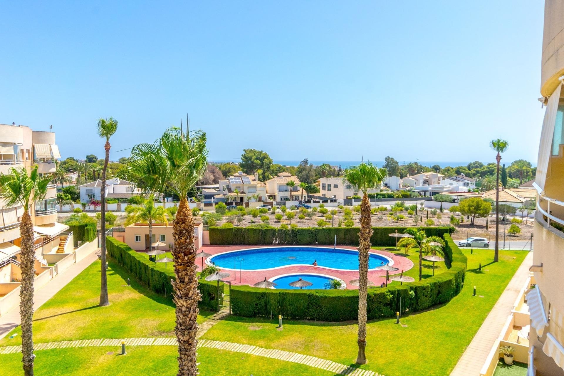 Resale - Apartment - Dehesa de campoamor - Campoamor